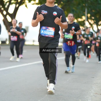 Runner Photo 3765344