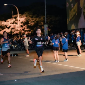 Runner Photo 3765359