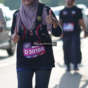 Runner Photo 3765376