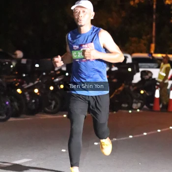 Runner Photo 3765389