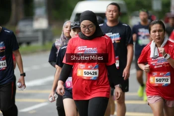 Runner Photo 37654