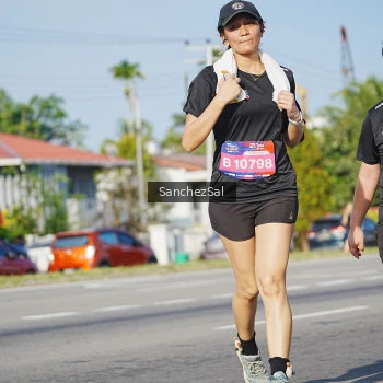Runner Photo 3765408
