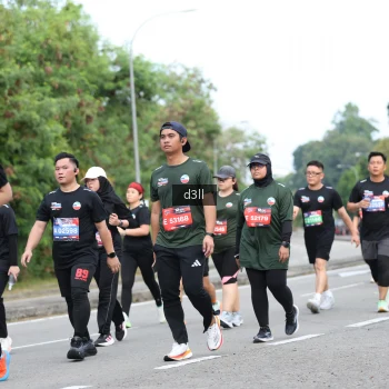 Runner Photo 3765416