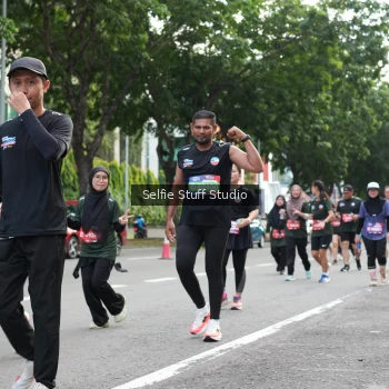 Runner Photo 3765424