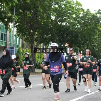Runner Photo 3765430