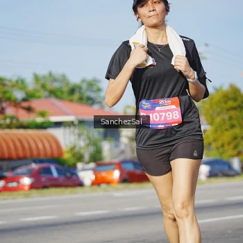 Runner Photo 3765435