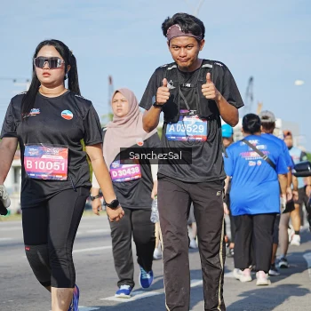 Runner Photo 3765466