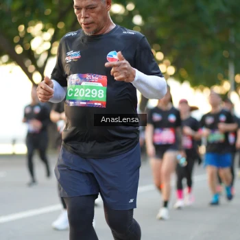 Runner Photo 3765468