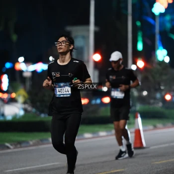 Runner Photo 3765470
