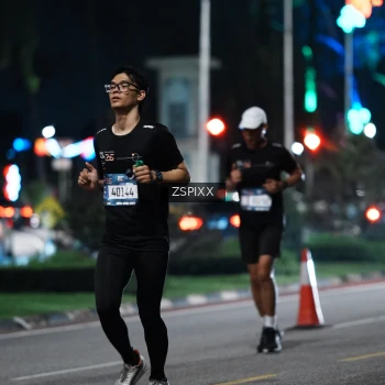 Runner Photo 3765481