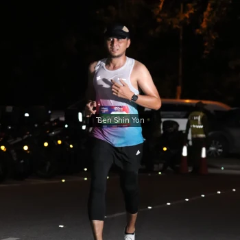 Runner Photo 3765491