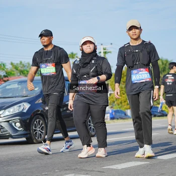 Runner Photo 3765514
