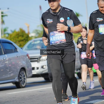 Runner Photo 3765525
