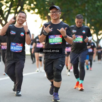 Runner Photo 3765536