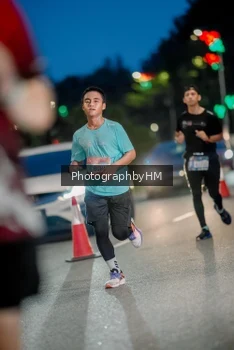 Runner Photo 3765547