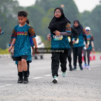 Runner Photo 3765555