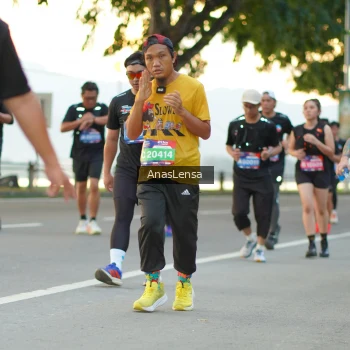 Runner Photo 3765576