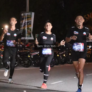 Runner Photo 3765577