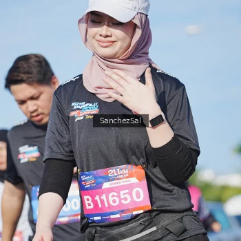 Runner Photo 3765584