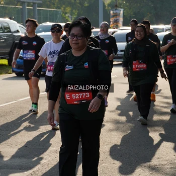 Runner Photo 3765591