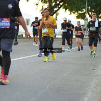 Runner Photo 3765604