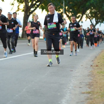 Runner Photo 3765679