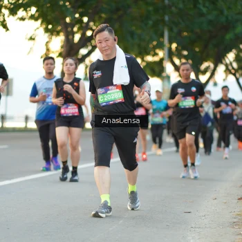 Runner Photo 3765687