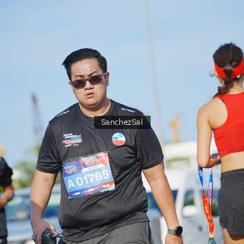 Runner Photo 3765690
