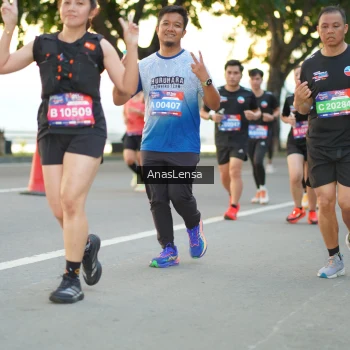 Runner Photo 3765714