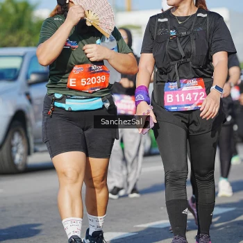 Runner Photo 3765716
