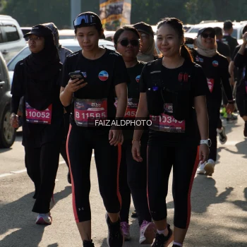 Runner Photo 3765722