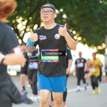 Runner Photo 3765731