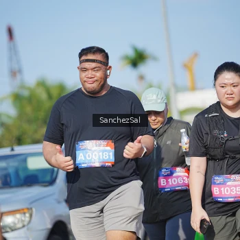 Runner Photo 3765789