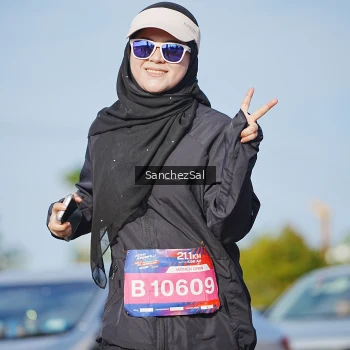 Runner Photo 3765810