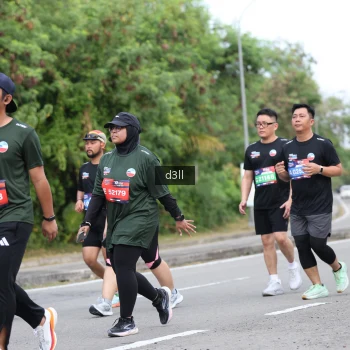 Runner Photo 3765816