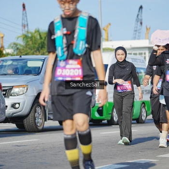 Runner Photo 3765835
