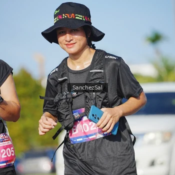 Runner Photo 3765873