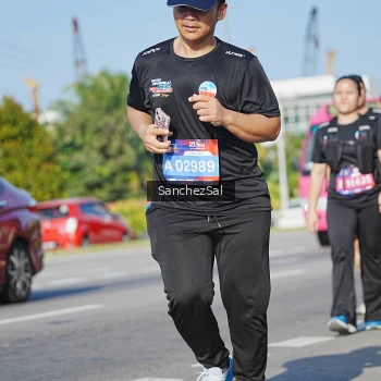 Runner Photo 3765905