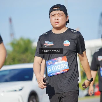 Runner Photo 3765931