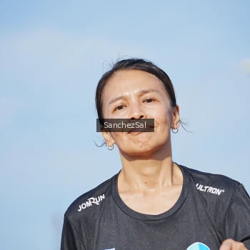 Runner Photo 3765945