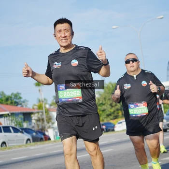 Runner Photo 3765950