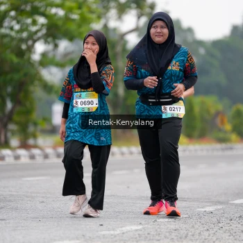 Runner Photo 3765957