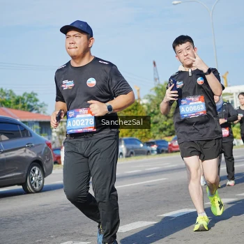 Runner Photo 3765968