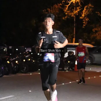 Runner Photo 3766008