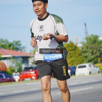 Runner Photo 3766025