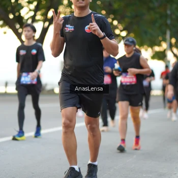 Runner Photo 3766122