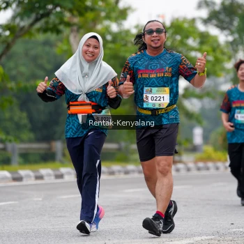Runner Photo 3766135