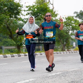 Runner Photo 3766359