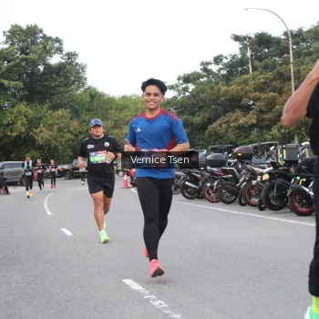 Runner Photo 3766472
