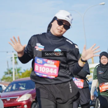 Runner Photo 3766500